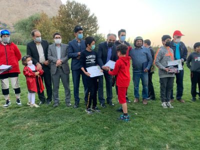 پارک صفه میزبان علاقه‌مندان اسکی چمن اصفهان