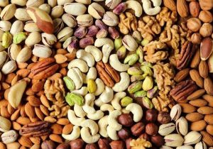 عکس نوشت| قیمت سرسام آور آجیل در آستانه شب عید