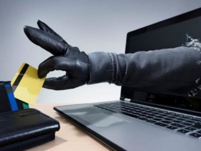 تور لحظه آخری کیش، کلاهبرداری از آب در آمد