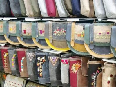 گپ و گفت خواندنی با تولیدکننده صنایع دستی در اصفهان