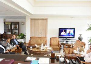 تقویت و حمایت از صنایع فرهنگی هنری خلاق راه برون رفت از مشکلات اقتصادی حوزه فرهنگ هنر است