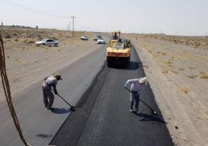 ۱۲ هزار کیلومتر راه در استان اصفهان وجود دارد/ روکش اسفالت ۳۰۰ کیلومتر از راه های شریانی انجام شد