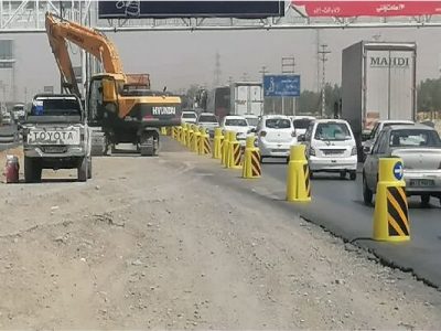 زیرسازی و نصب نیوجرسی ۴ متری مفصلی آزادراه معلم استان اصفهان