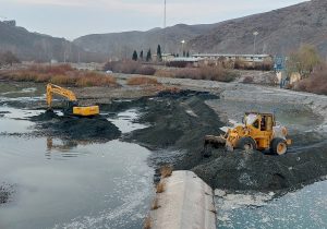 ۶۳ کیلومتر از رودخانه های استان اصفهان ساماندهی و لایروبی شد