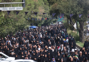 فیلم|  خیل عظیم عزاداران اصفهان در راهپیمایی جاماندگان اربعین