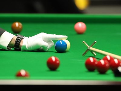 اعزام داوران اصفهانی به مسابقات جهانی اسنوکر بیلیارد در کشور قطر