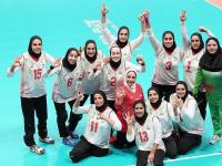 ۳ بانوی اصفهانی در اردوی آمادگی تیم ملی والیبال نشسته