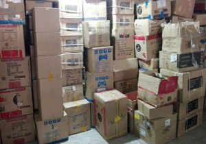 انبار لوازم خانگی قاچاق در”نجف آباد” لو رفت