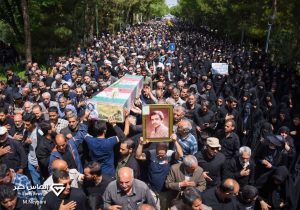 تصاویر| حضور پرشور مردم اصفهان در تشییع شهدا