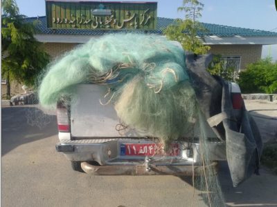 جمع‌آوری بیش ۳۰۰۰ متر دام از صیادان متخلف در دریاچه زاینده‌رود