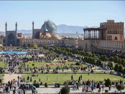 افزایش ۵۰ درصدی بازدید گردشگران از جاذبه‌های تاریخی اصفهان