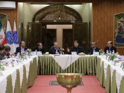 بازبینی سیاستها در کنار میزبانی از اتباع مجاز ضروری است