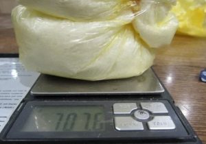 ۷۰۰ گرم شیشه از یک مسافر در فرودگاه اصفهان کشف شد