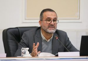 مشکلات کشاورزان از مسیرهای قانونی حل میشود