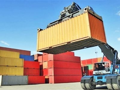 افزایش ۳۸ درصدی وزن واردات گمرکات استان اصفهان