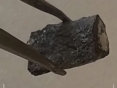 عکس نوشت| شهاب‌سنگ کشف شده در اصفهان تأیید شد
