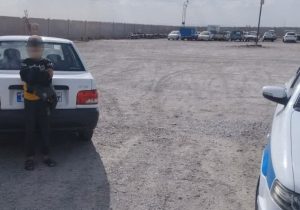رانندگی چند کودک با یک دستگاه خودروی پراید در کاشان