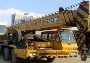 جرثقیل ۳۰ میلیاردی قاچاق در اصفهان توقیف شد