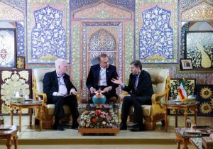 تأکید استاندار اصفهان بر معرفی جاذبه‌های تاریخی و هنری و توسعه گردشگری بین‌المللی