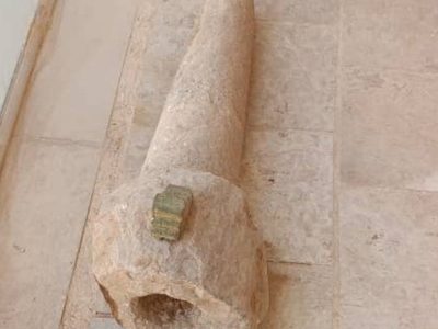 پیدا شدن شی سنگی تاریخی در آران و بیدگل