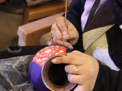 فعالیت بیش از ۱۱۰۰طرح قالی باقی و ۳۰۴ طرح صنایع دستی مددجویان کمیته امداد استان اصفهان