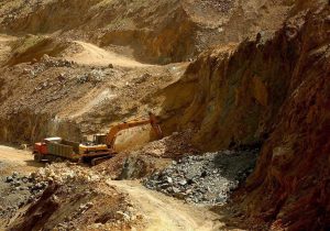 صدور ۹۵۴ مجوز برای استخراج مواد معدنی در اصفهان