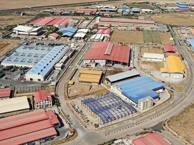 راه اندازی ۷۰۰ مگاوات انرژی خورشیدی در شهرک‌های صنعتی اصفهان