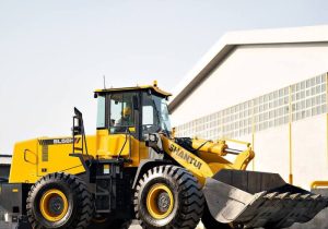 توقیف لودر قاچاق ۱۰۰ میلیاردی در فلاورجان