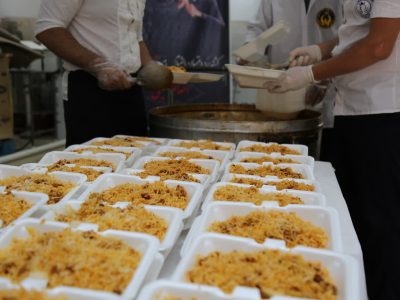 توزیع ۱۷ هزار بسته معیشتی و بیش از یکونیم میلیون پرس غذای گرم بین نیازمندان