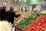 وضعیت قیمتها در بازار میوه و ماهی اصفهان