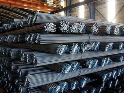 کشف ۳۵ تُن آهن آلات احتکار شده در اصفهان