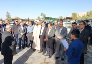 ادای احترام وزیر علوم به شهدا و یاد و خاطره جاودانان در اصفهان