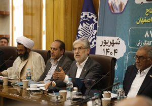 وزیر علوم: بازنگری در دروس دانشگاهی ضروری است