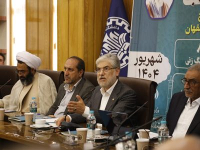 وزیر علوم: بازنگری در دروس دانشگاهی ضروری است