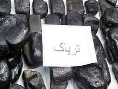 توقیف پژو با ۵ کیلو تریاک در نایین