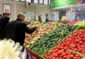 وضعیت قیمت‌ها در بازار میوه و ماهی اصفهان