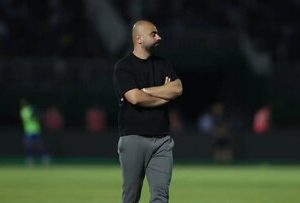 غیبت زارع برای دومین سال پیاپی در نشست خبری پیش از بازی با تیمهای اصفهانی