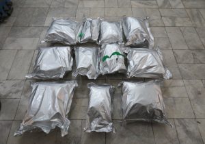 توقیف دنا با بیش از ۳۲ کیلو هروئین