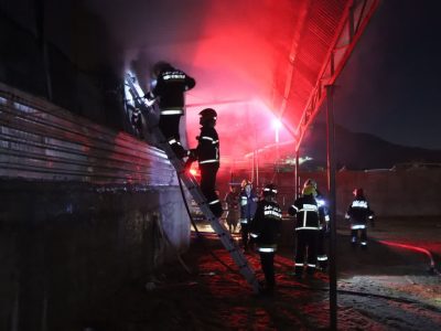 حریق گسترده در انبار کاه در خیابان باغ فردوس