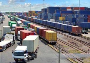 تجارت خارجی گمرکات اصفهان به یک میلیارد دلار رسید