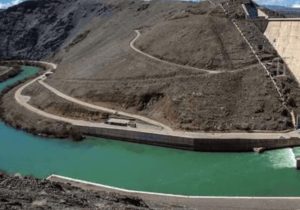 حجم ذخیره آب در سد زاینده‌رود اصفهان به ۱۳۷میلیون متر مکعب رسید