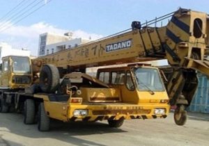 کشف جرثقیل ۴۰ تنی قاچاق در اصفهان