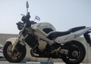 توقیف موتورسیکلت 1300cb قاچاق در اصفهان