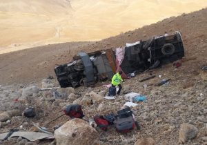 واژگونی اتوبوس مسافربری تهران–یاسوج در محور سمیرم؛ سه جان‌باخته و ۱۵ مصدوم