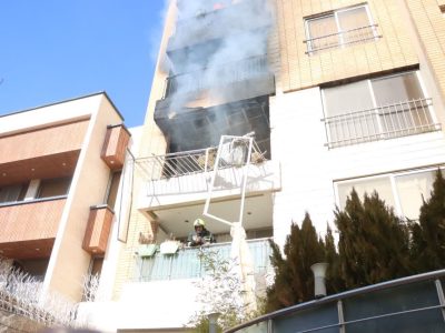 انفجار توام با حریق گسترده در مجتمع مسکونی در اصفهان دو فوتی برجای گذاشت