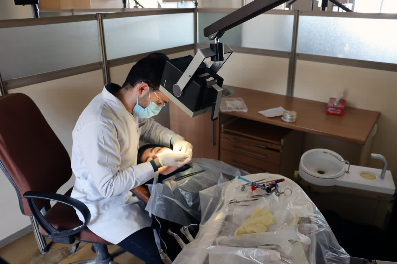 ارائه خدمات دندانپزشکی تخصصی به ۱۴۰۰ مددجوی کمیته امداد استان اصفهان